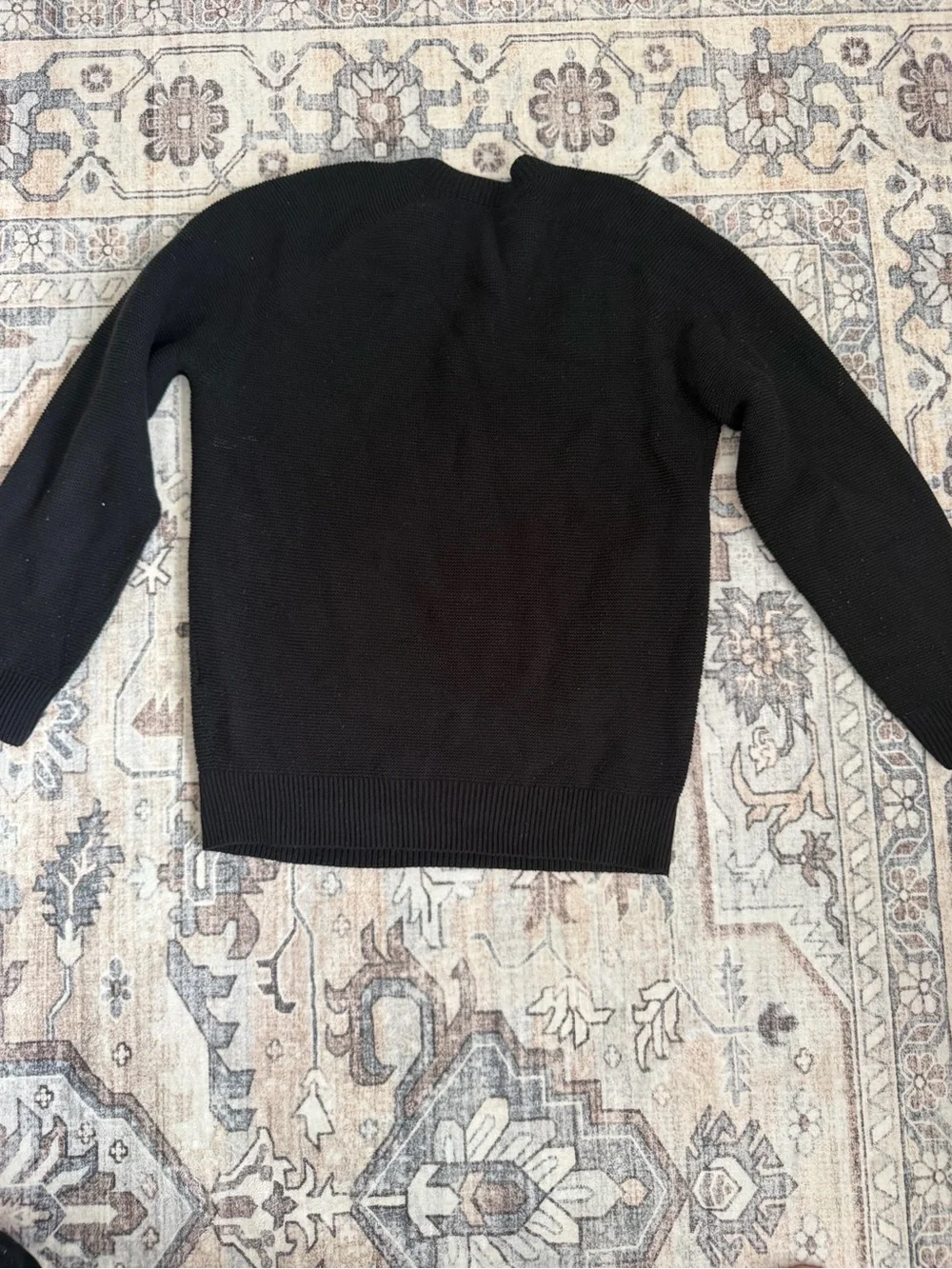 Uniqlo Black Crewneck Knit Sweater
